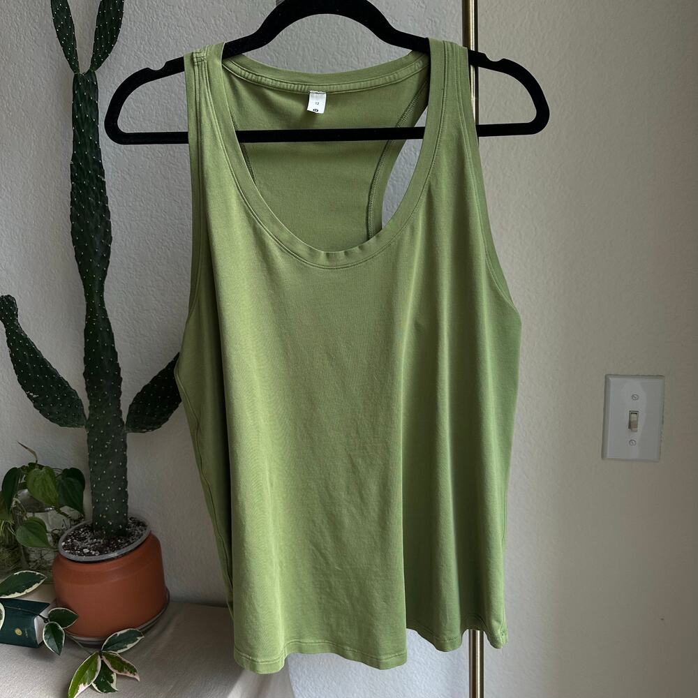 Lululemon Green Razorback Tank Top - Picture 2 of 5